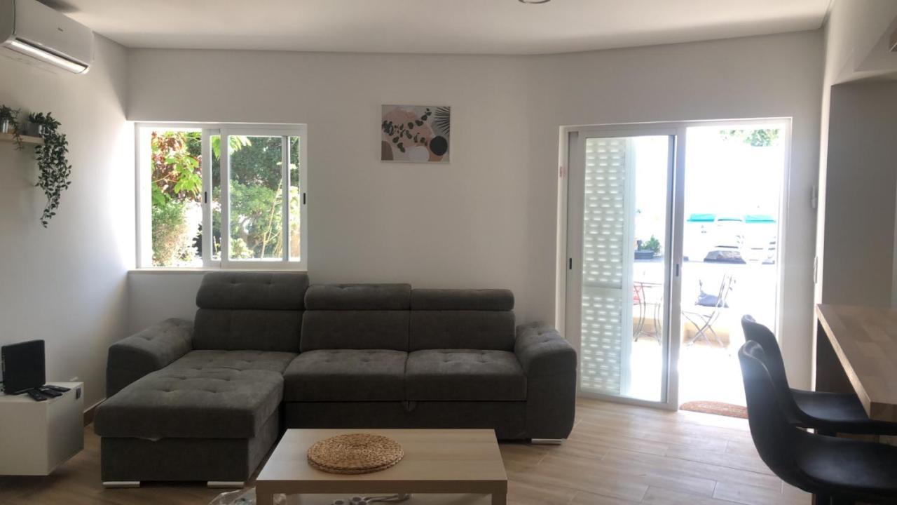 Luisa Anabela, 6/8 Pers, Piscine Et Jacuzzi . Villa